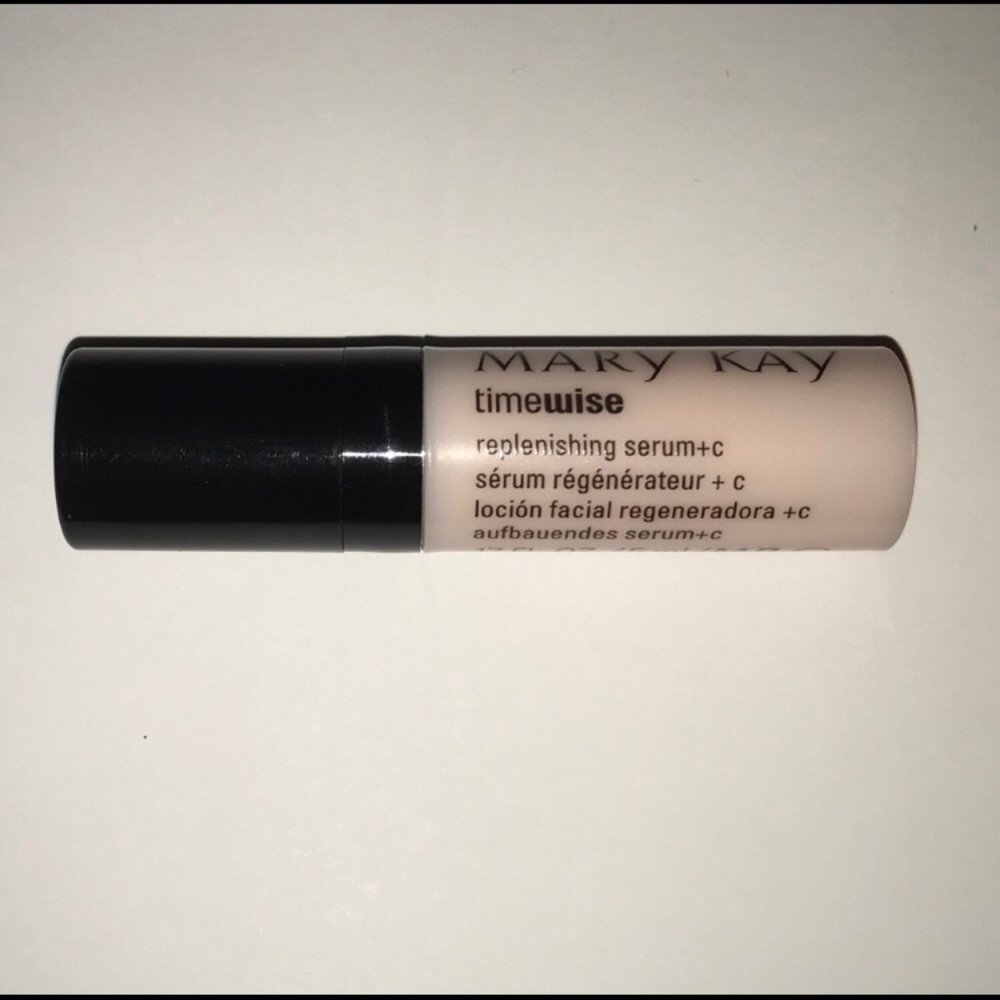 NIB Mary Kay Deluxe Mini Replenishing Serum+C